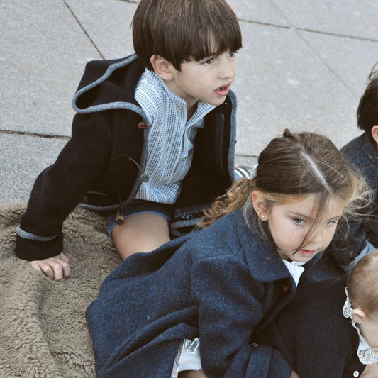 trenca-merino-lana-azul-niño-alamares-habana-kids