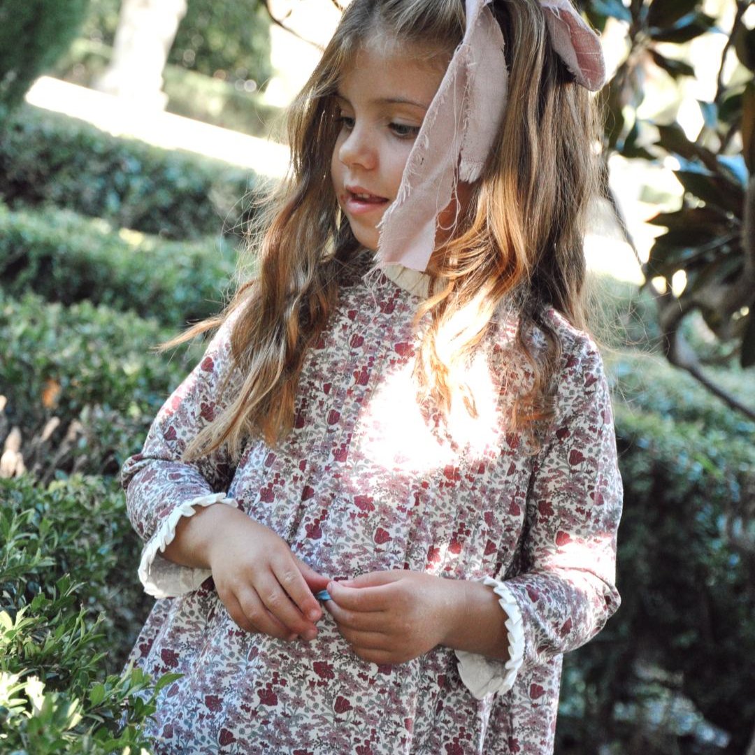 vestido-flores-berenjena-nina-cuello-volante-volante-habana-kids